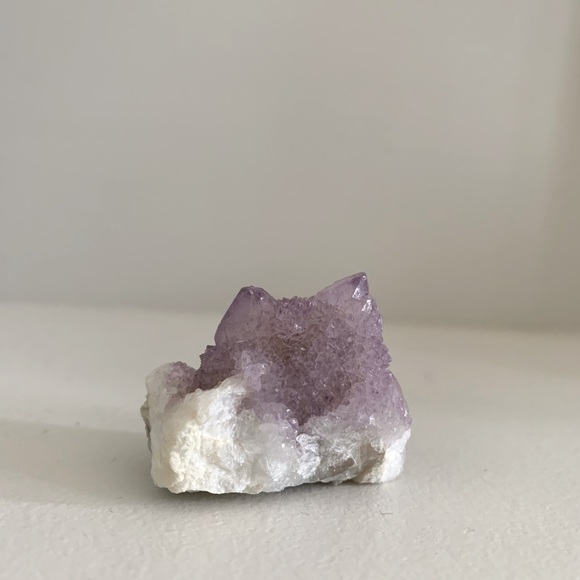 Spirit Quartz Raw Crystal - Picture 1 of 4